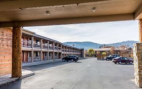 Econo Lodge Inn & Suites Kalispell - Glacier National Park Gateway